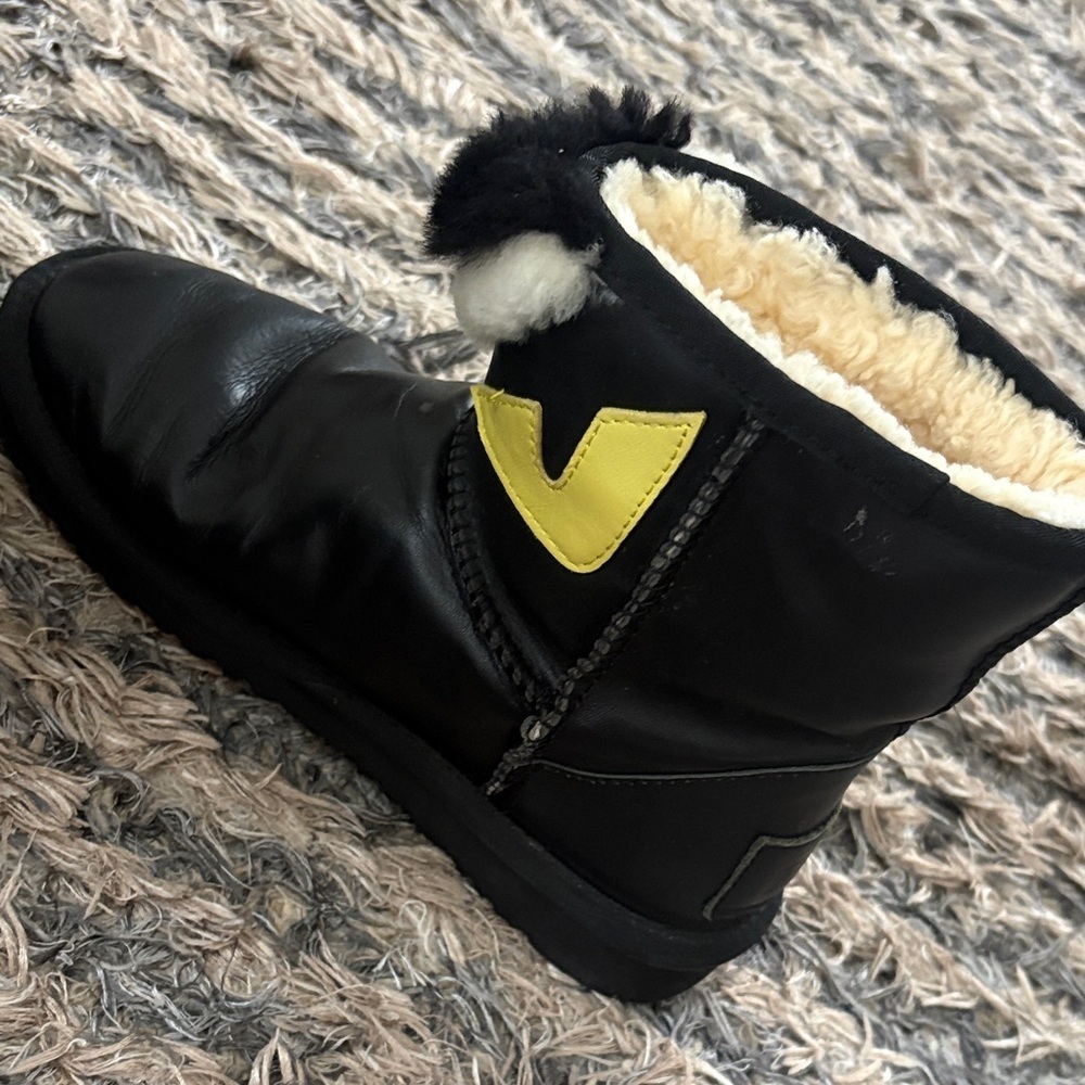 Fendi Black Leather Shearling Bag Bugs Monster Eye Ankle Boots 35.5 - Picture 10 of 13
